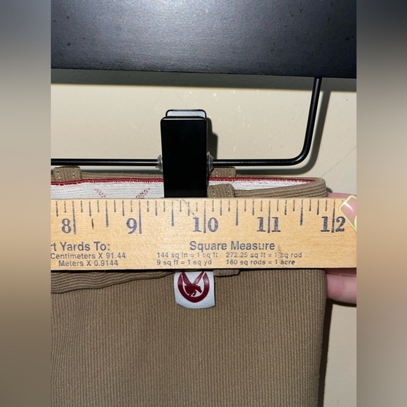 John Field full seat khaki breeches has a 24in waist by measurement - Picture 11 of 12